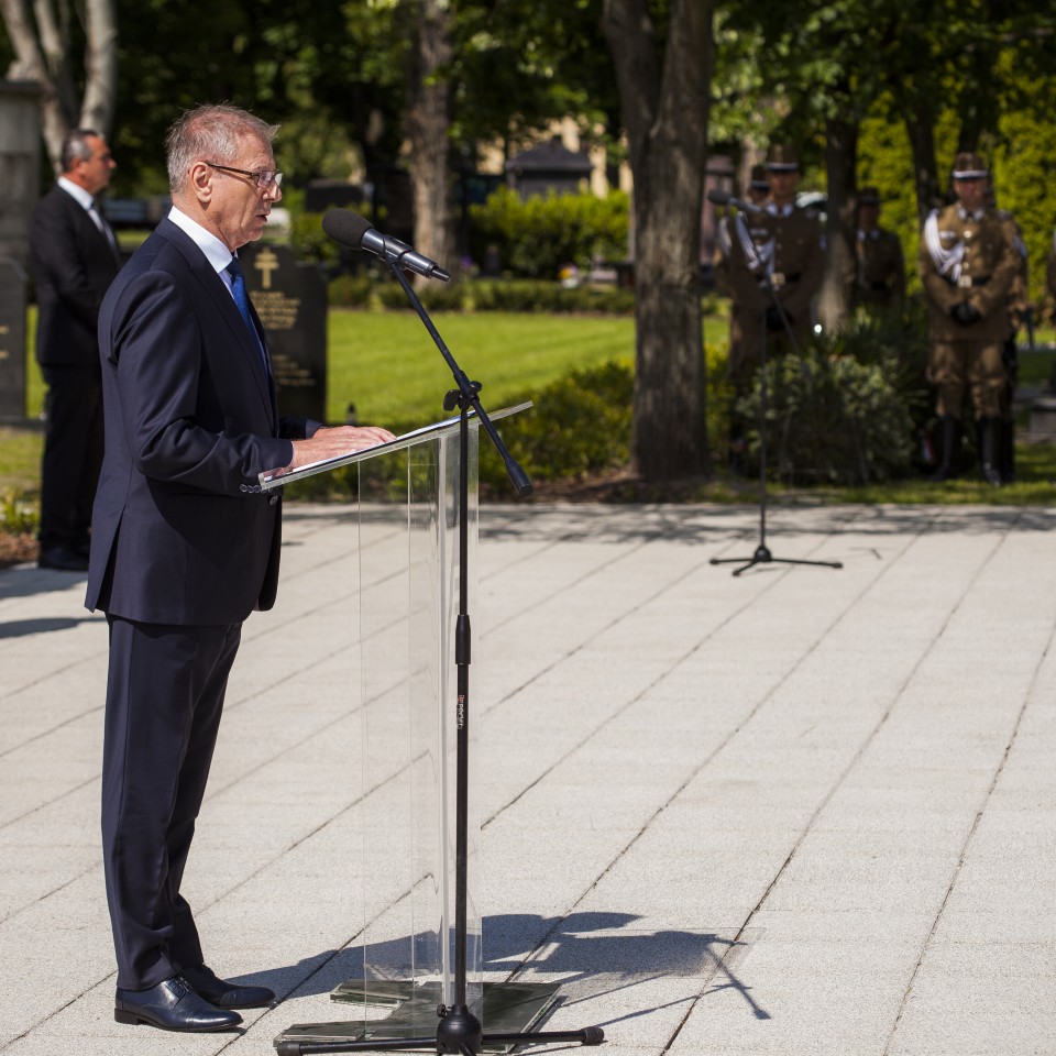 Megújult a Hősök parcellája a Fiumei úti sírkertben