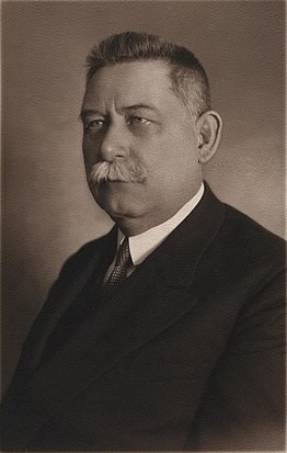 Liffa Aurél