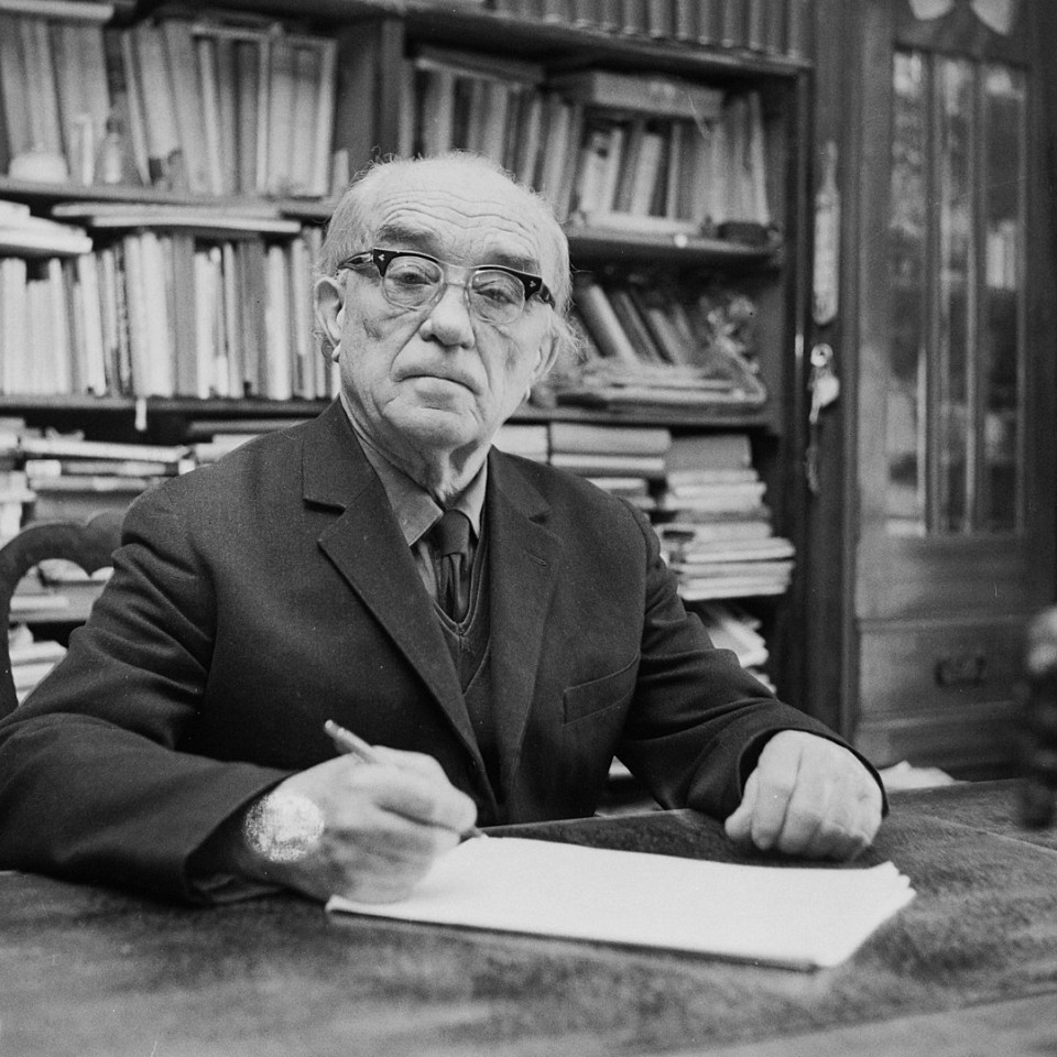 Öveges József