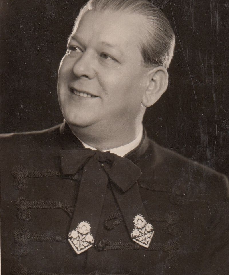 Cselényi József