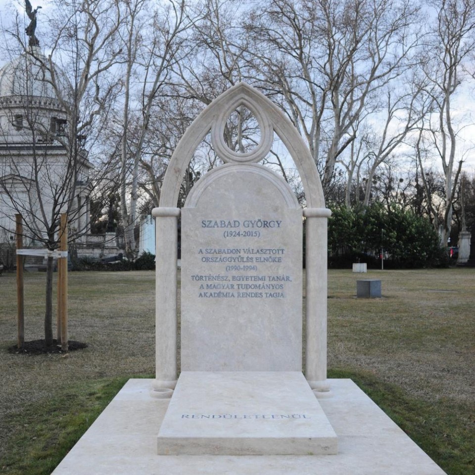 Szabad György