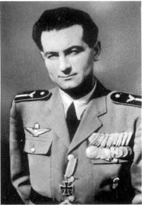Szentgyörgyi Dezső, vitéz