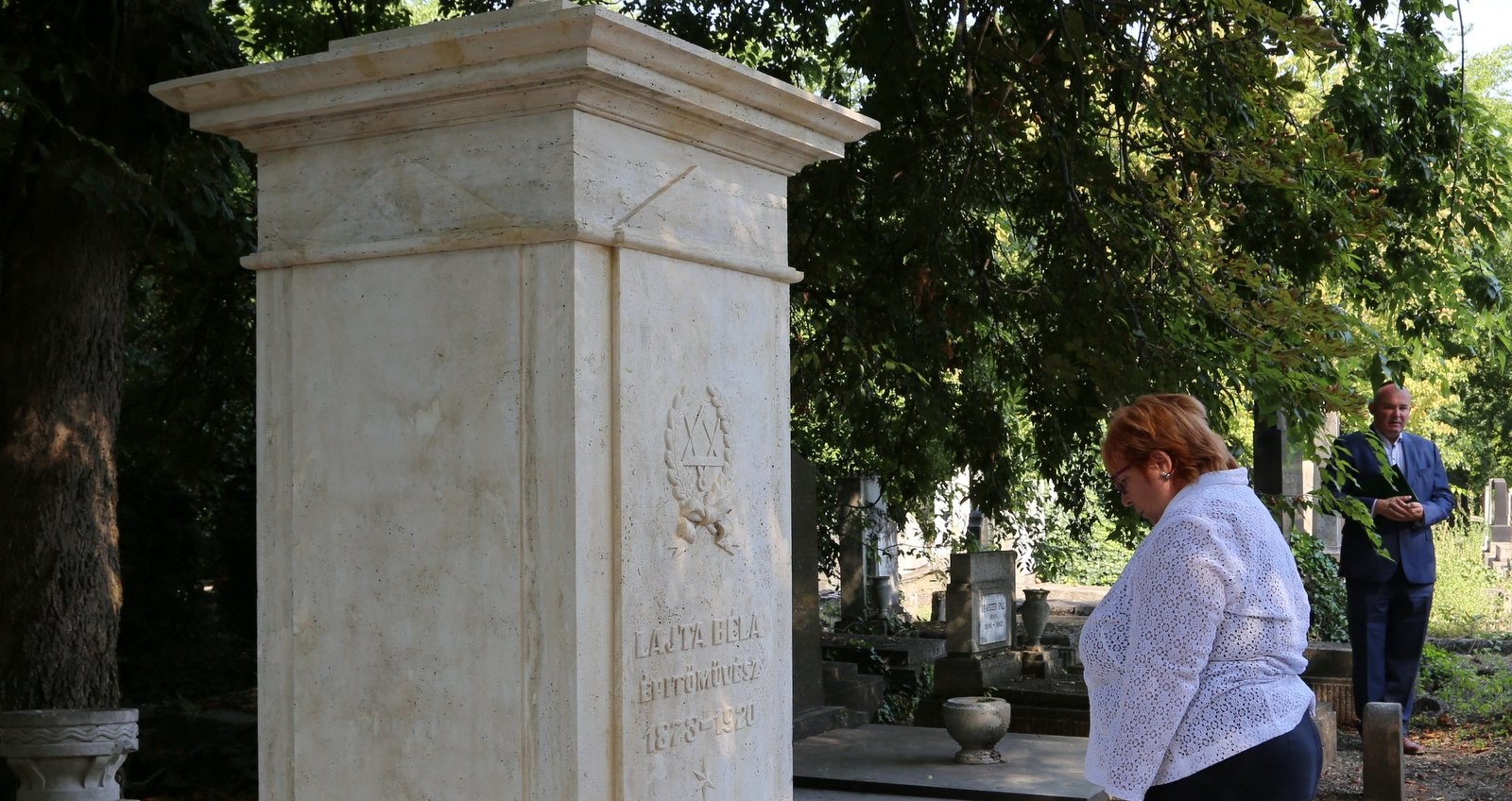 Átadták Lajta Béla építész felújított sírját a zsidó kultúra európai napján