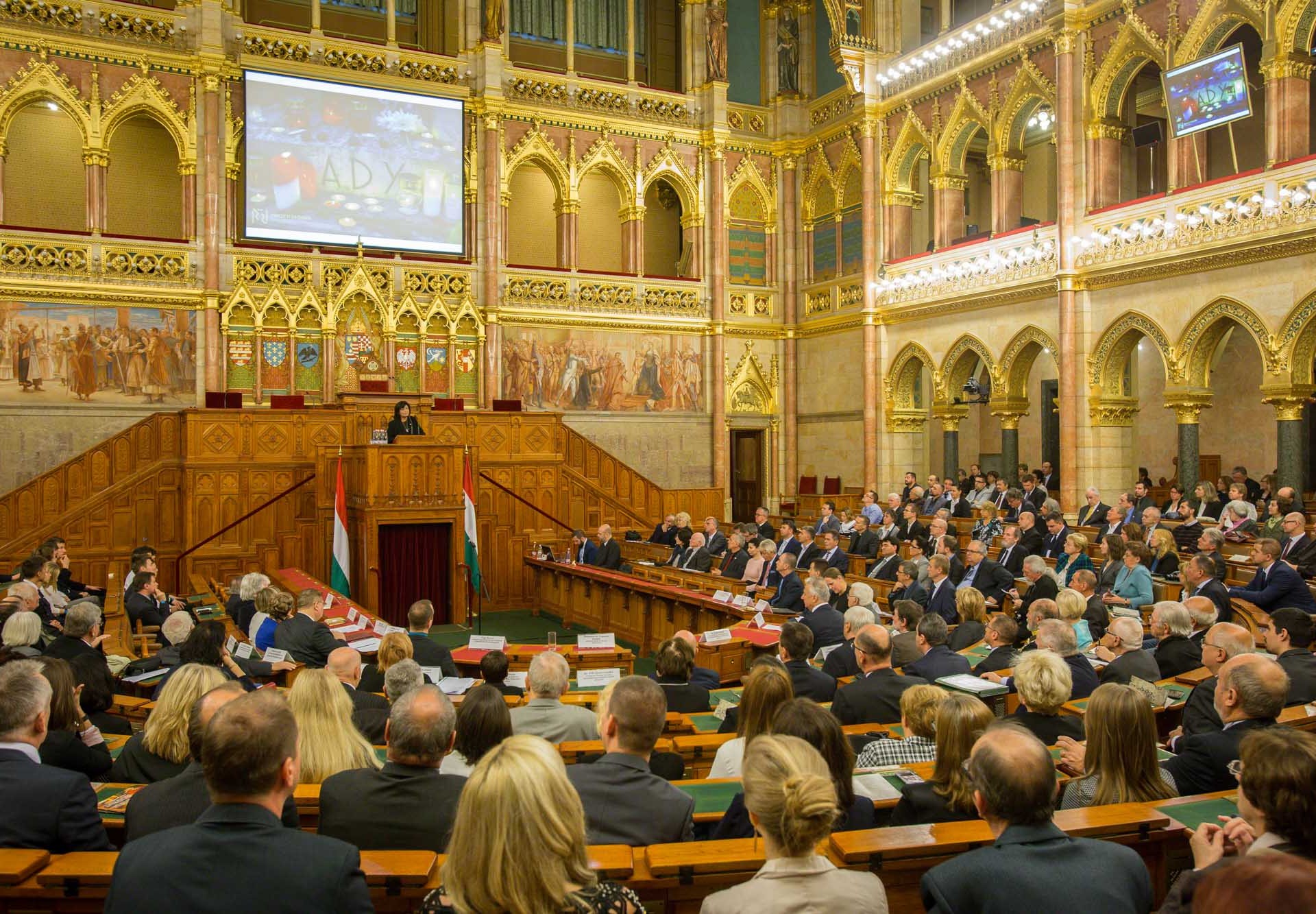 Az emlékezet megőrzése kötelességünk