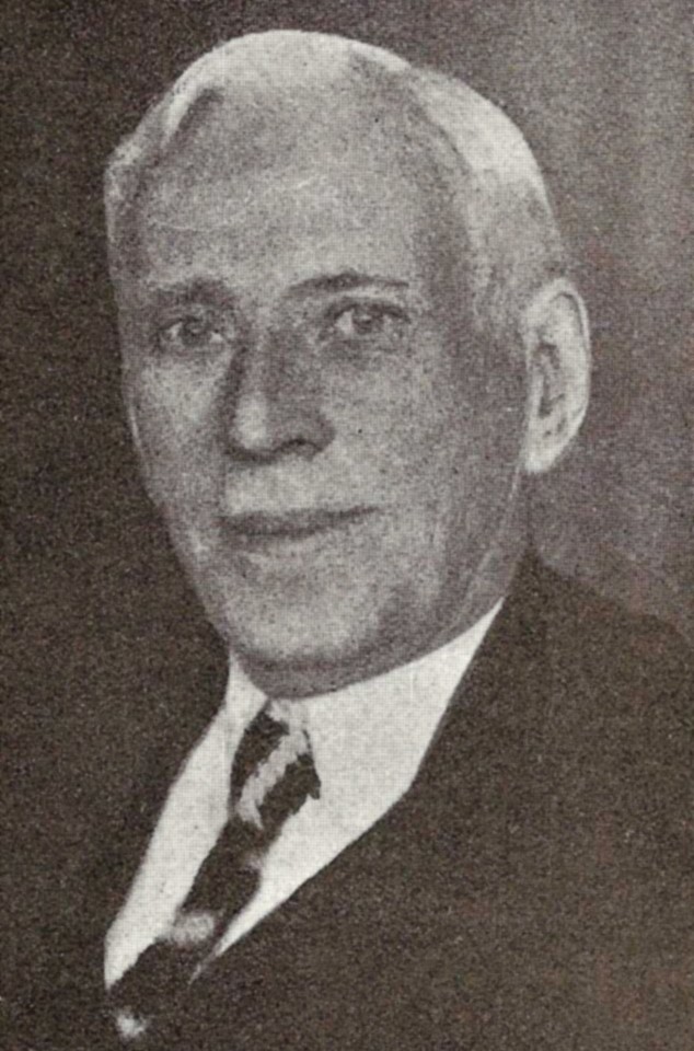 Madarász Gyula, kisfaludi