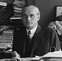 Hüttl Tivadar