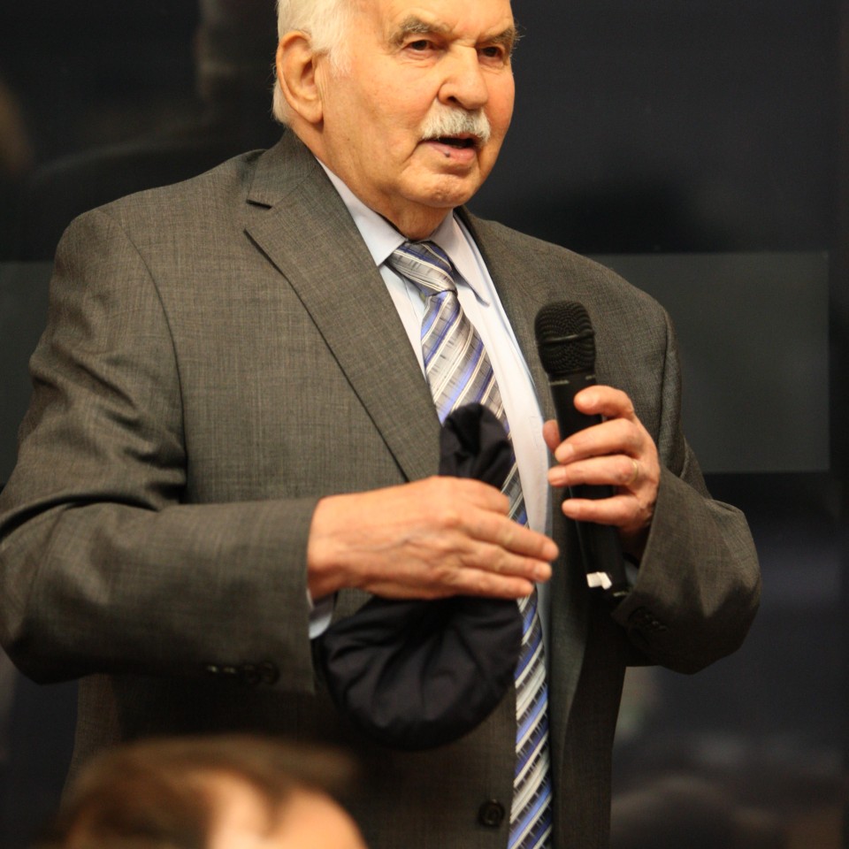 Dr. Horváth János
