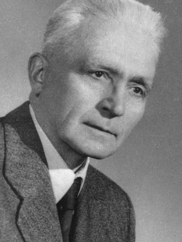 Elekes Dezső, szentkatolnai