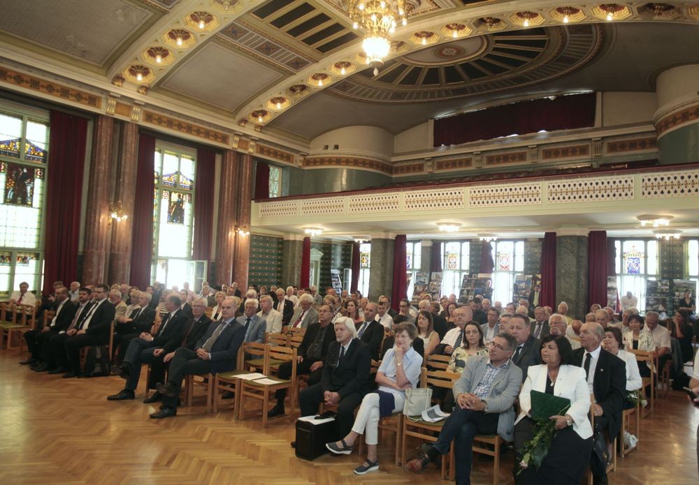 Kitüntették a NÖRI főigazgatóját