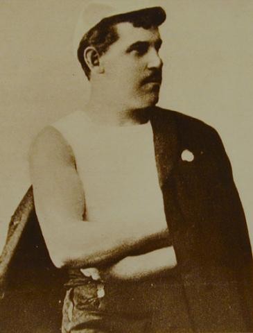 Iszer Károly, isseni