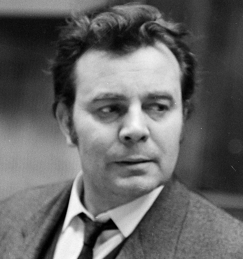 Szirtes Ádám