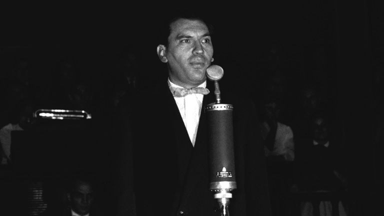 Romhányi József