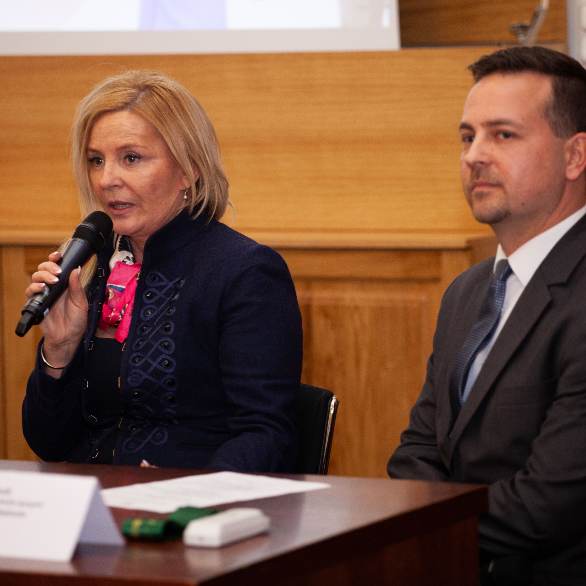 Meg kell ismertetni az emlékhelyeket a következő generációkkal