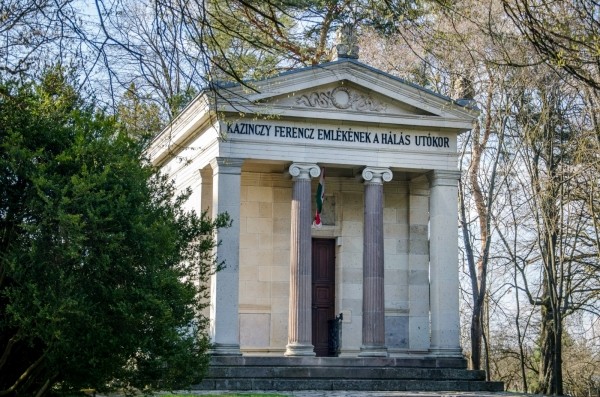 Sátoraljaújhely-Széphalom, Kazinczy-emlékcsarnok