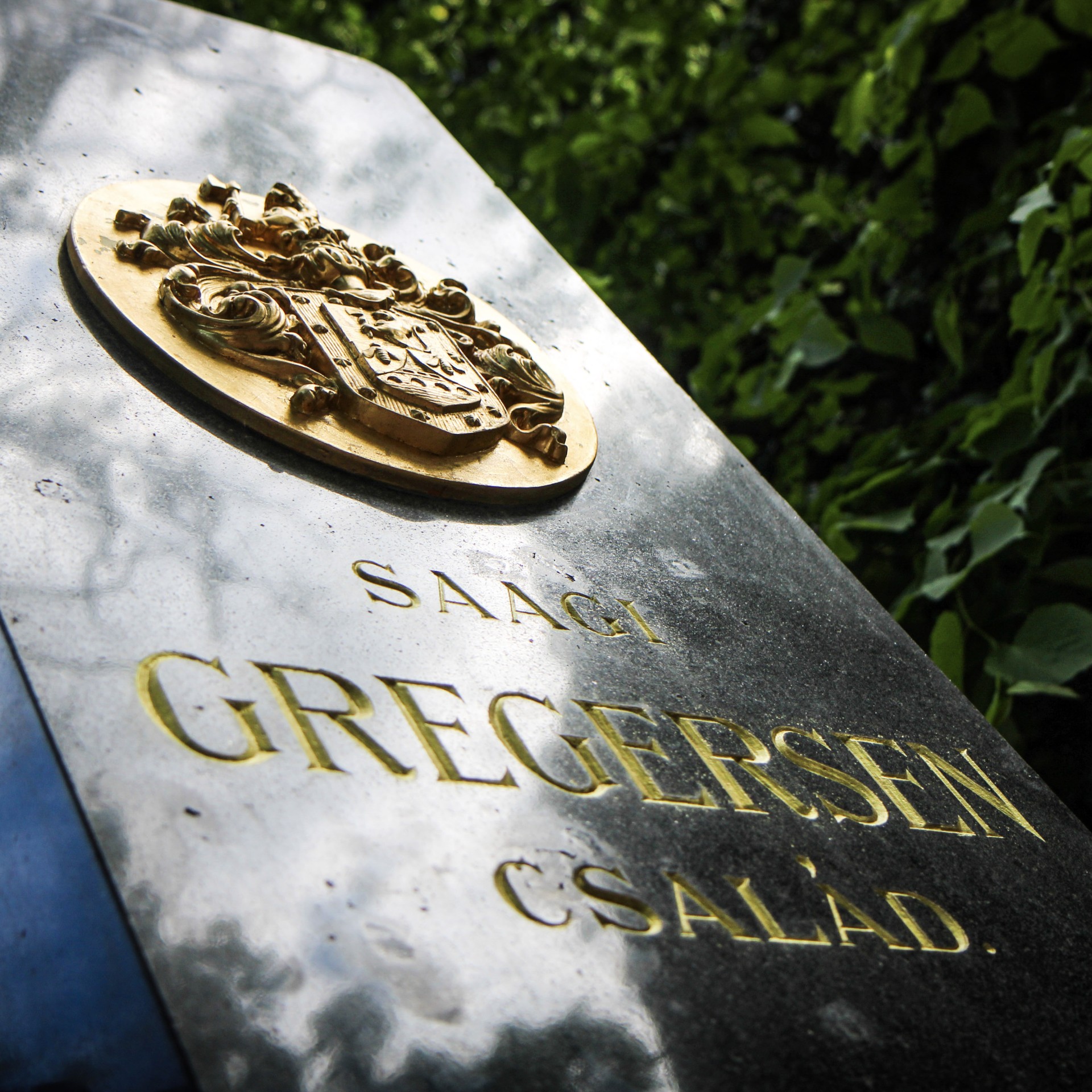 Gregersen Gudbrand építőmesterre emlékeztünk a Fiumei úti sírkertben