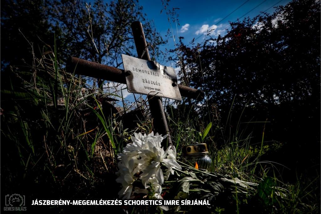 A hősökre emlékeztek országszerte a NÖRI felhívására