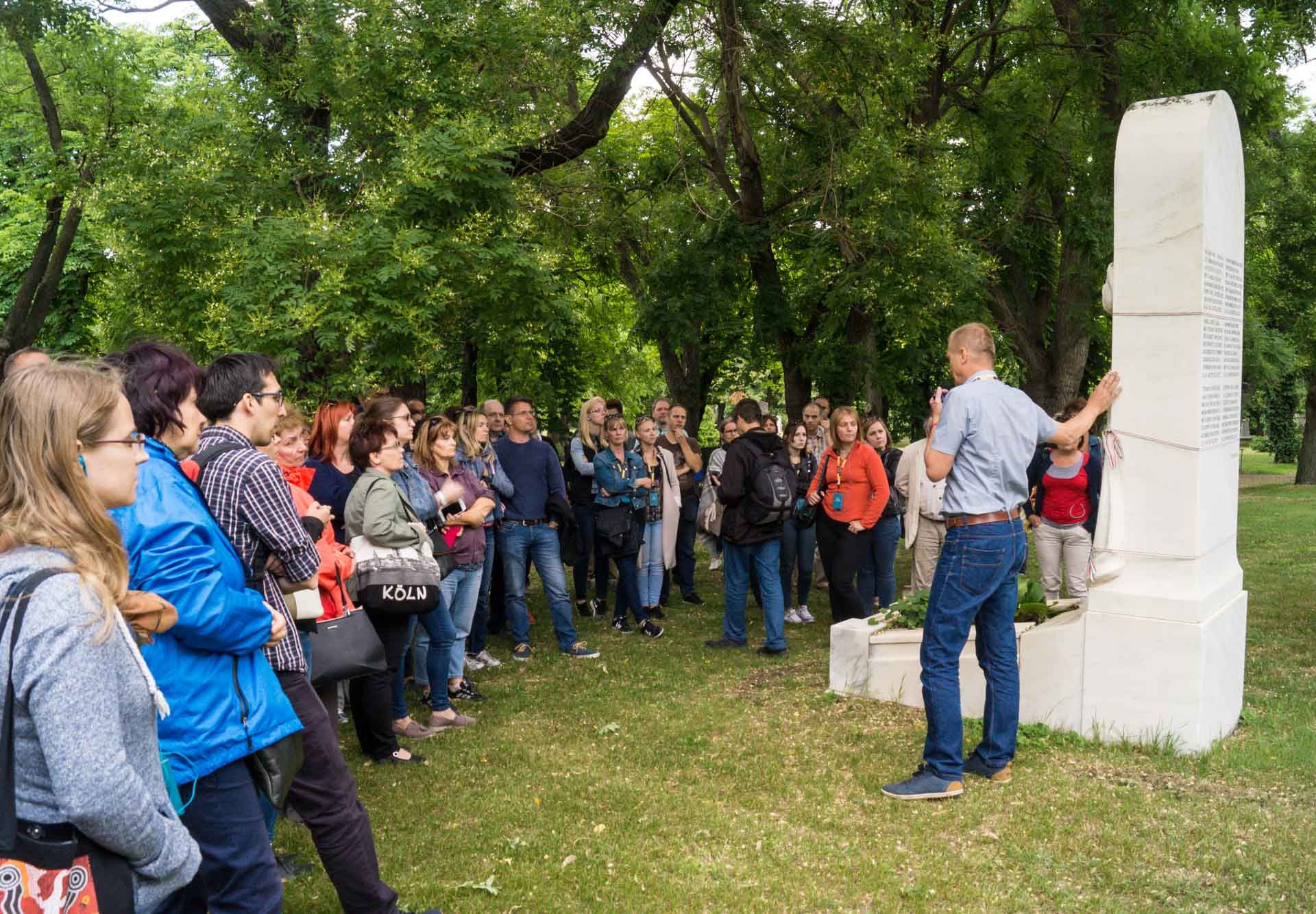 Séták és új kiállítások a Múzeumok Éjszakáján